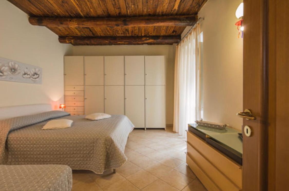 Le 8 Campane 2 Villa Salerno Buitenkant foto